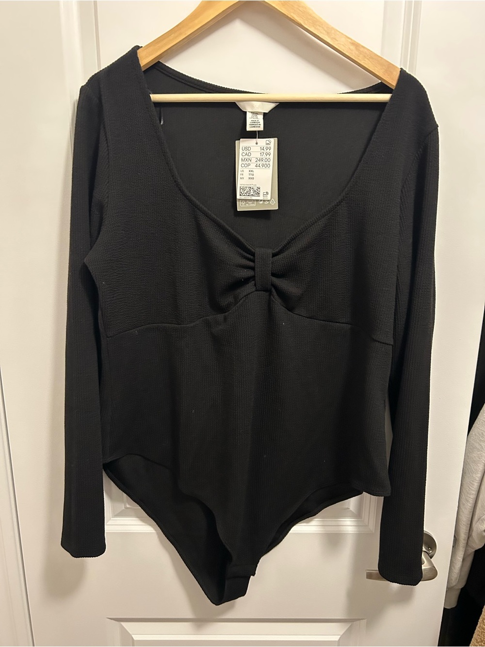 H&M Black Long-Sleeve Scoop Neck Bodysuit with Front Bow Detail
